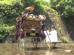 乃久里神社　川下げ