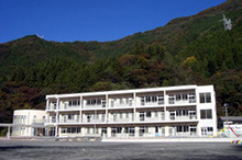上野小学校